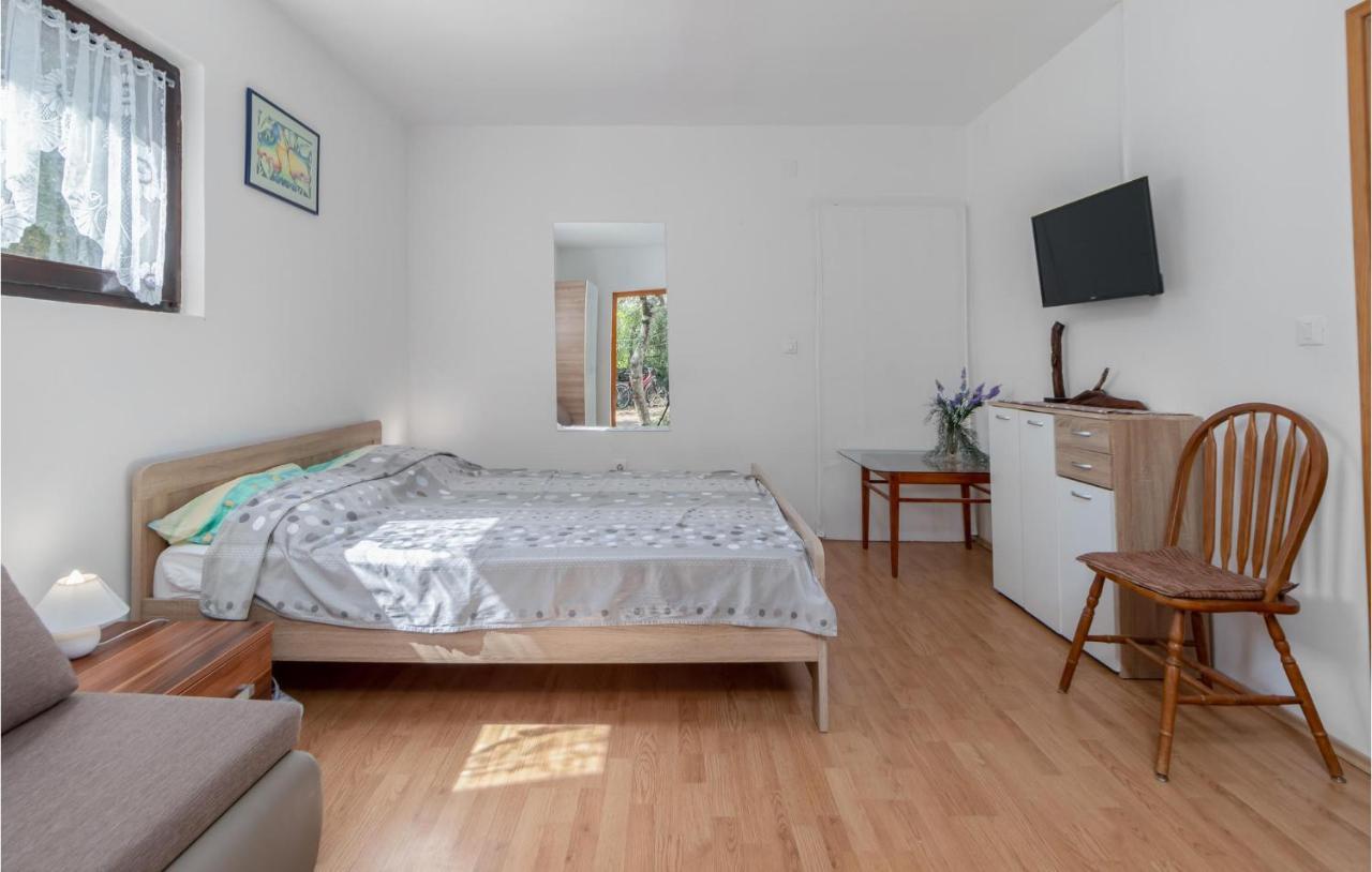 Pet Friendly Apartment In Pinezici With Wifi Ngoại thất bức ảnh